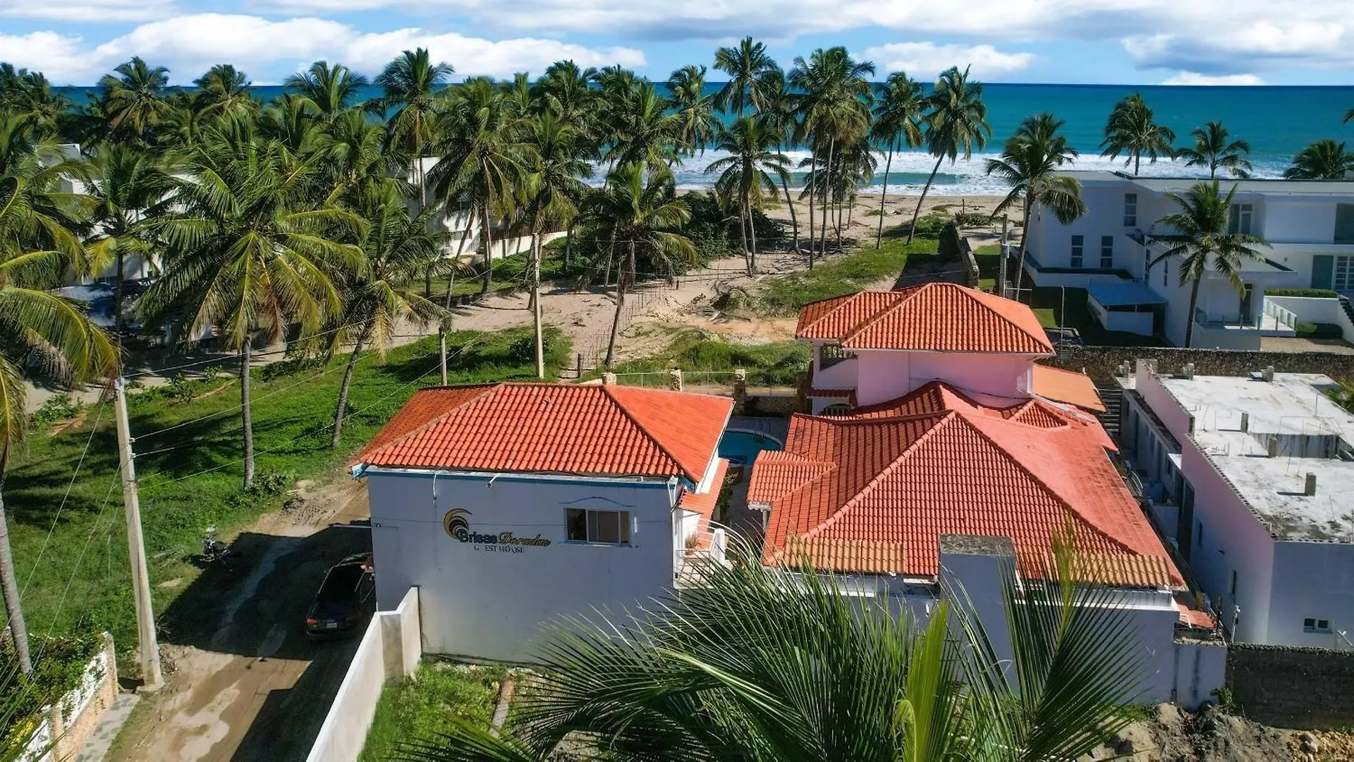 Ξενοδοχείο με διαμερίσματα Brisas Doradas Beachfront Villa Καμπαρέτε Δομινικανή Δημοκρατία