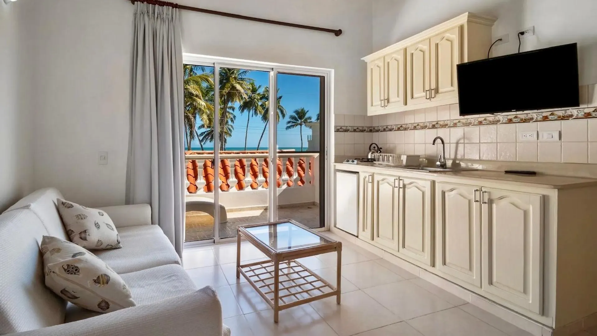 Brisas Doradas Beachfront Villa Καμπαρέτε Ξενοδοχείο με διαμερίσματα