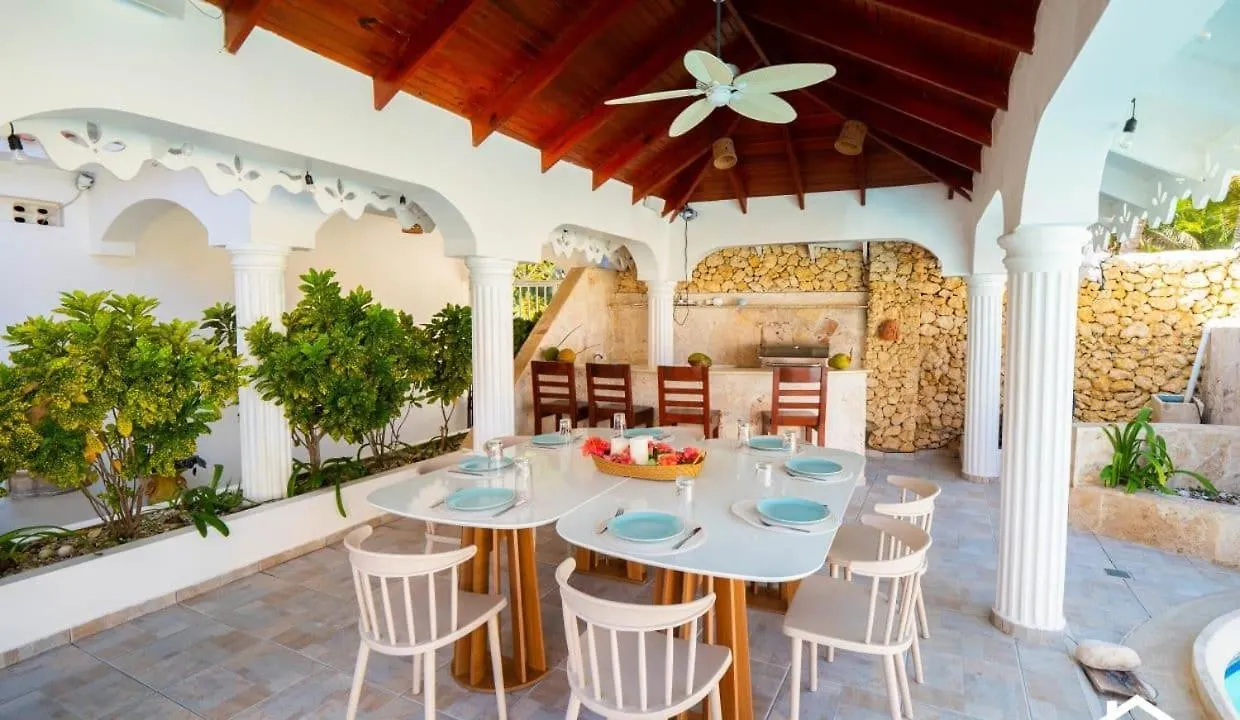 Ξενοδοχείο με διαμερίσματα Brisas Doradas Beachfront Villa Καμπαρέτε Δομινικανή Δημοκρατία