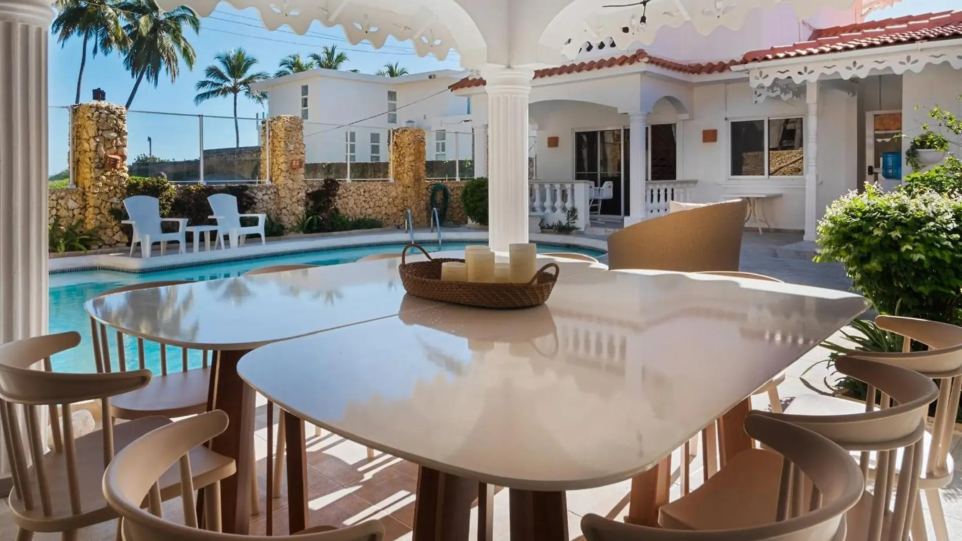아파트호텔 Brisas Doradas Beachfront Villa 카바레테