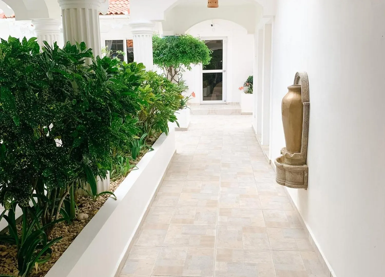 아파트호텔 Brisas Doradas Beachfront Villa 카바레테